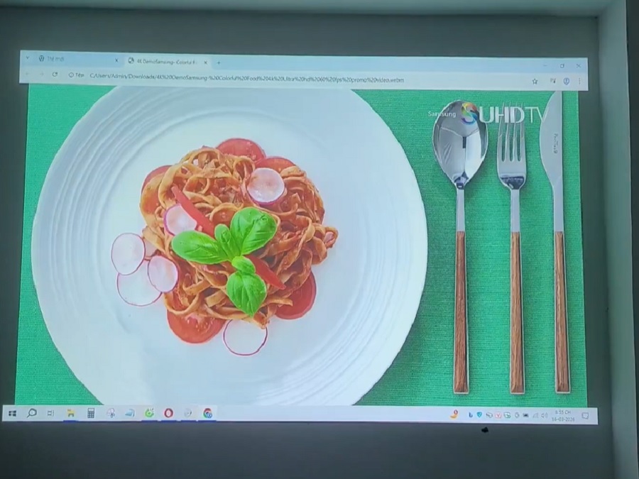 Máy chiếu cũ Epson EB-L520U