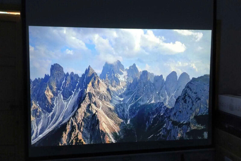 Máy chiếu cũ Panasonic PT-LB332